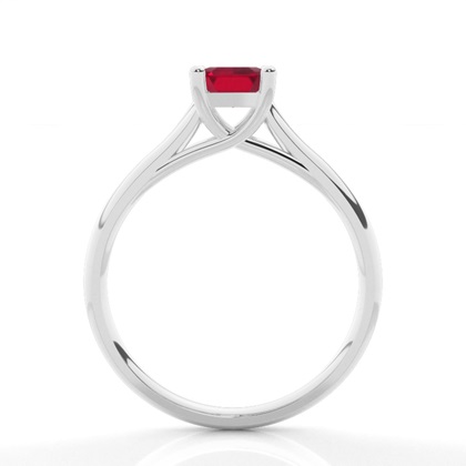 Smaragdförmiger Rubin-Verlobungsring mit 4 Zinken