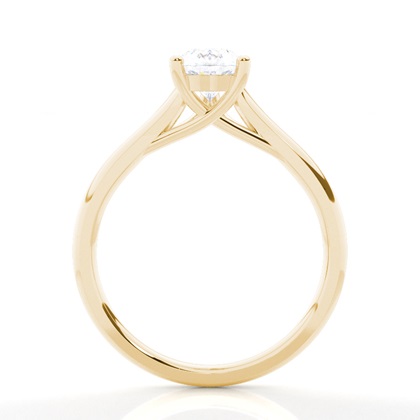 Moissanit ring in einer Krappenfassung