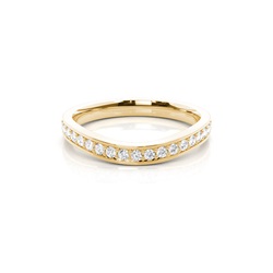 2.50mm Studded Slight Comfort Fit Diamond Shaped Band