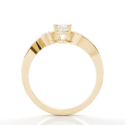 Verlobungsring mit drei Marquise-Diamanten in Krappenfassung