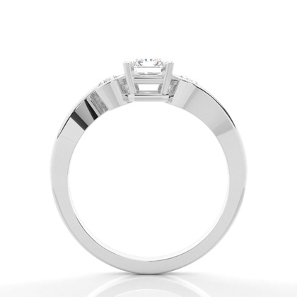 Strahlender Diamant-Verlobungsring mit drei Steinen in Krappenfassung