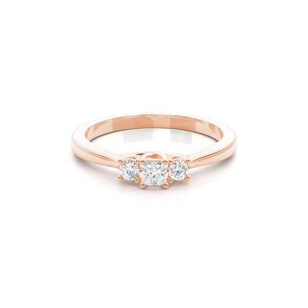 Verlobungsring mit Prinzessinnen-Dreisteinen in Krappenfassung