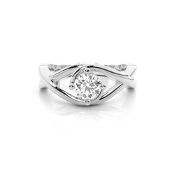 Diamantenring in einer Balkenfassung