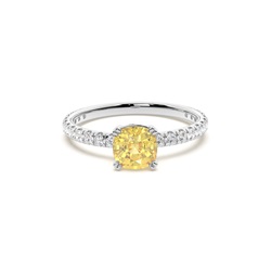 Verlobungsring mit gelbem Diamant und seitlichem Stein