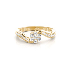 Halb Eternity Diamant Ring in einer Krappenfassung