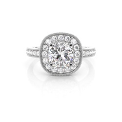 Diamantenring in einer Zargenfassung