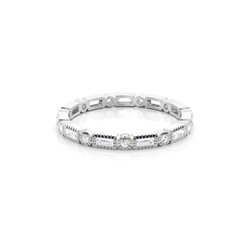 Halb Eternity Diamant Ring in einer Krappenfassung