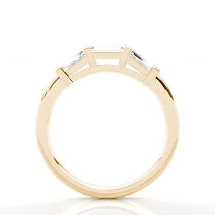 Diamant Verlobungsring in einer Krappenfassung mit passenden Ring