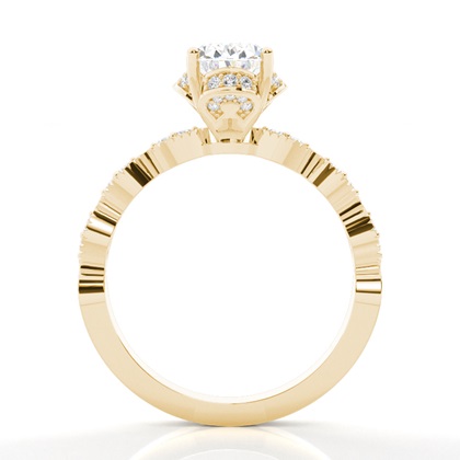 Oval Cut Diamond Rings