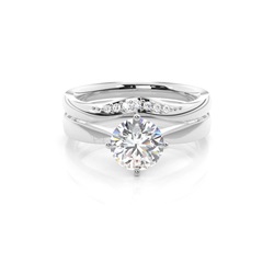 4 Prong Setting Plain Engagement Ring With Matching Band