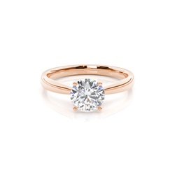 Diamant Verlobungsring in einer Krappenfassung mit Schulter Diamanten