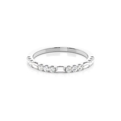 Anello Con Mezzo Diamante Eternity Con Montatura Illusion