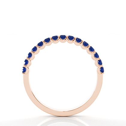 Blauer Saphirring Mit 4 Krappen Und Halber Ewigkeit