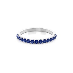Blauer Saphirring Mit 4 Krappen Und Halber Ewigkeit