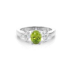 4 Prong Setting Oval Peridot Three Stone Ring