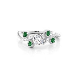 Designer Vintage Round Shaped Emerald Fashion Ring