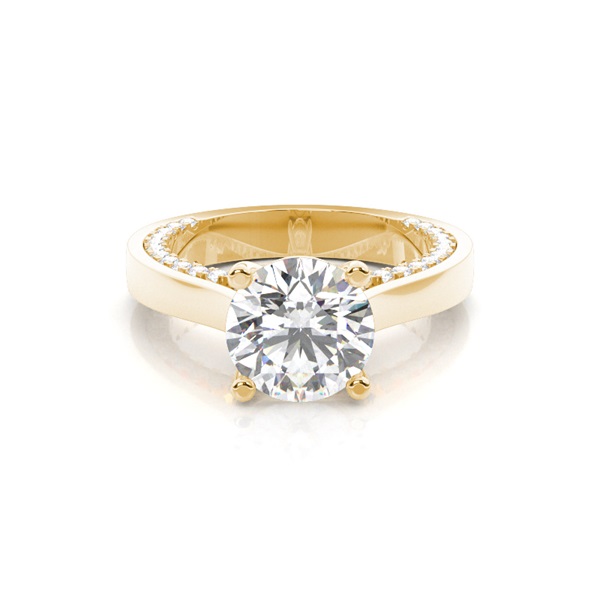Elegant Round Diamond Engagement Ring