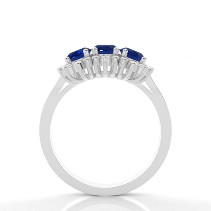 Ovaler dreisteiniger blauer Saphirring in 4 Krappenfassung