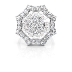 Diamant-Clusterring in runder Krappenfassung