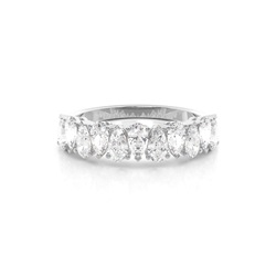 Halb Eternity Diamant Ring in einer Krappenfassung