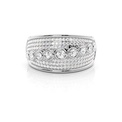 Runder Mode-Diamantring in voller Zargenfassung