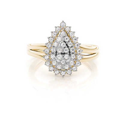 Yellow Gold Cluster Diamond Rings