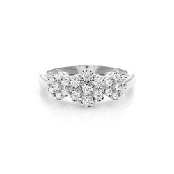 Runder Diamant-Cluster-Ring in Illusionsfassung