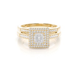 Micro Pave Setting Round Diamond Cluster Ring With Matching Band