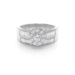 Runder Diamant-Cluster-Ring in Kanalfassung mit passendem Band