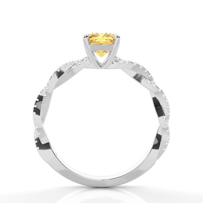 Verlobungsring mit gelbem Diamant und seitlichem Stein