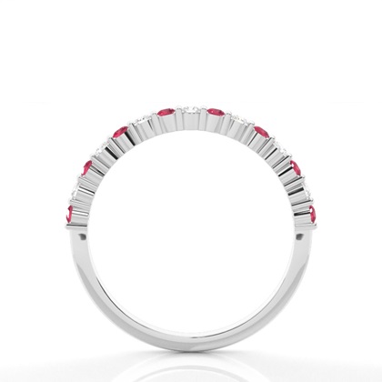 Zinkeneinstellung runder Rubinring der halben Ewigkeit