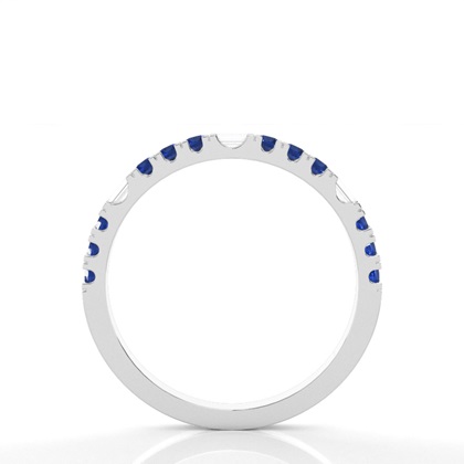 Zinkeneinstellung Runder blauer Saphir-Ring der halben Ewigkeit