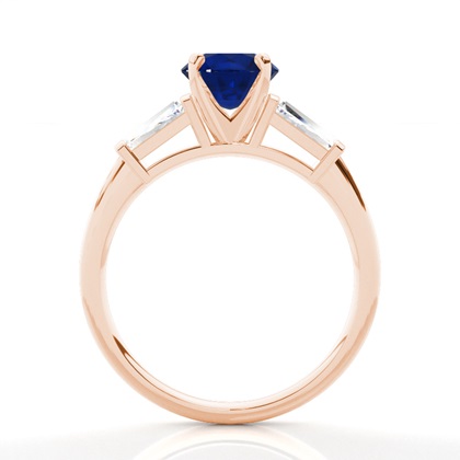 Zinkeneinstellung runder blauer Saphir-Drei-Stein-Ring