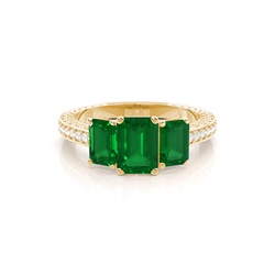 Prong Setting Emerald Vintage Ring