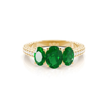 Prong Setting Oval Emerald Vintage Ring