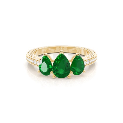 Prong Setting Pear Emerald Vintage Ring
