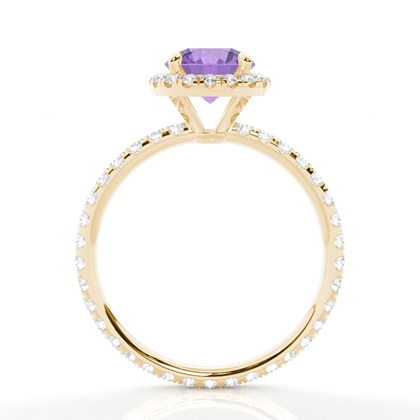 Runder Amethyst Ring mit Seitensteinen in einer Krappenfassung