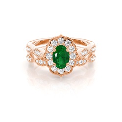 Prong Setting Oval Halo Emerald Engagement Ring