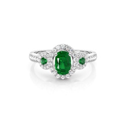 Prong Setting Oval Halo Emerald Engagement Ring