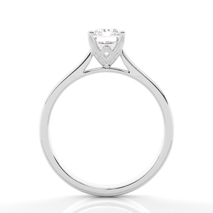 Solitaire Diamond Verlobungsring mit Zinkeneinstellung