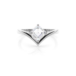 Anello Di Fidanzamento Con Diamante Solitario Con Montatura A Griffe