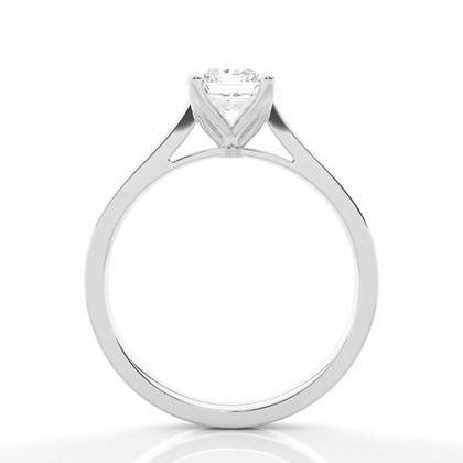 Solitaire Diamond Verlobungsring mit Zinkeneinstellung