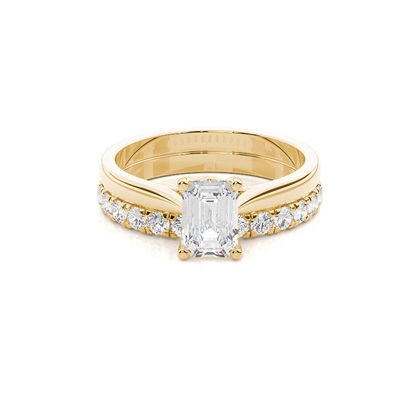 Emerald Cut Diamond Engagement Rings