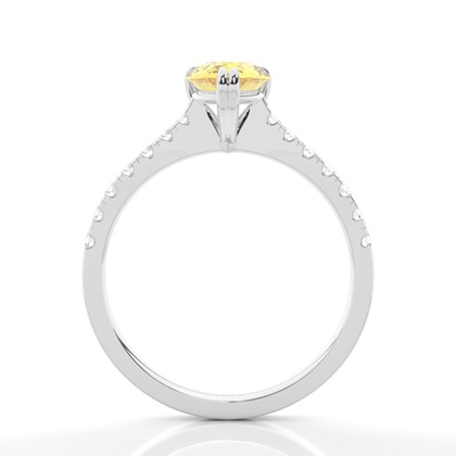 Verlobungsring mit gelbem Diamant und seitlichem Stein