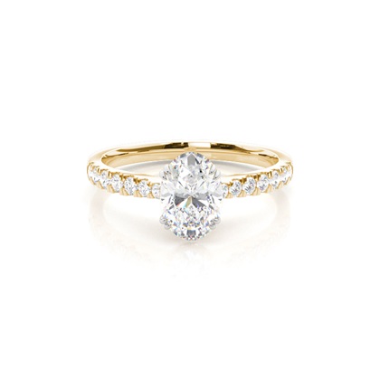 Oval Cut Diamond Rings