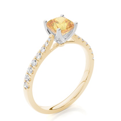 Verlobungsring mit gelbem Diamant und seitlichem Stein