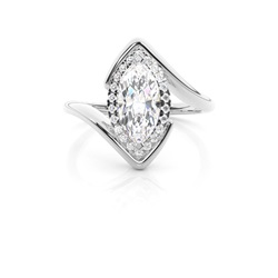 Anello Di Fidanzamento Halo Con Pietra Laterale Con Montatura A Griffe