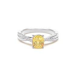 Verlobungsring mit gelbem Diamant und seitlichem Stein