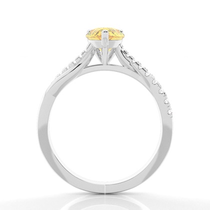 Verlobungsring mit gelbem Diamant und seitlichem Stein