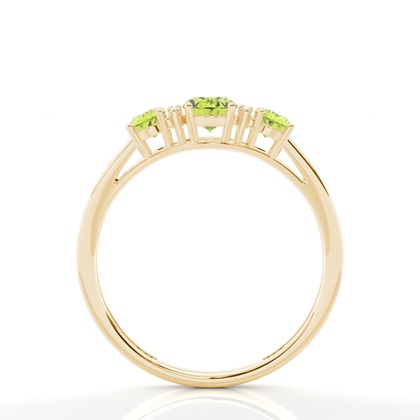Ring mit Peridot und drei Steinen in einer Krappenfassung
